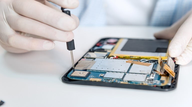 why-you-need-an-expert-technician-to-repair-your-tablet-battery